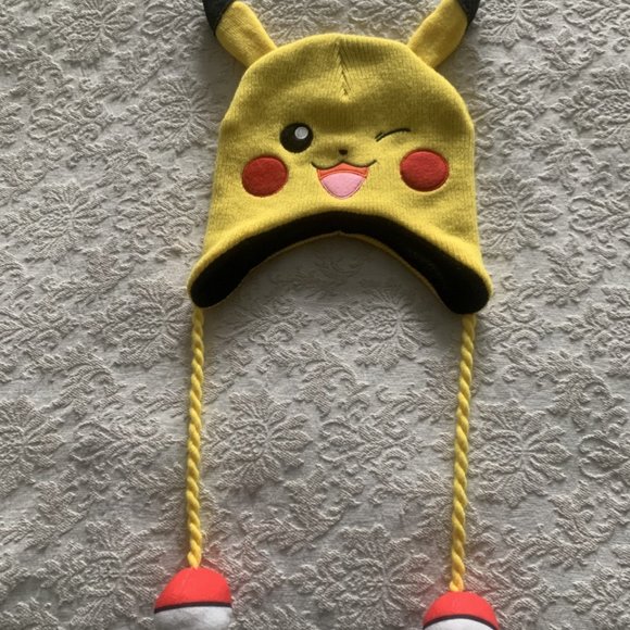 Pikachu hat NWOT - Picture 1 of 2